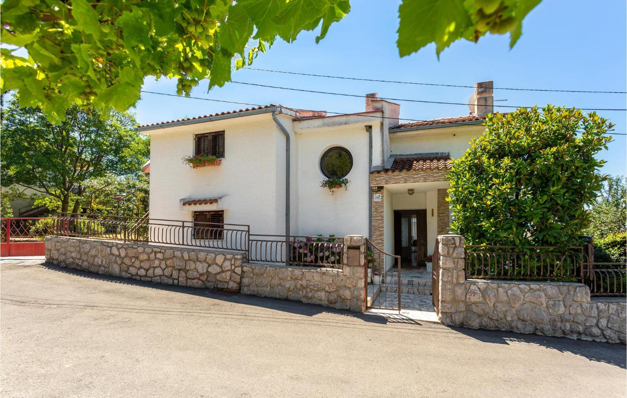 Beautiful Apartment In Omisalj With Kitchen Omišalj Exterior foto